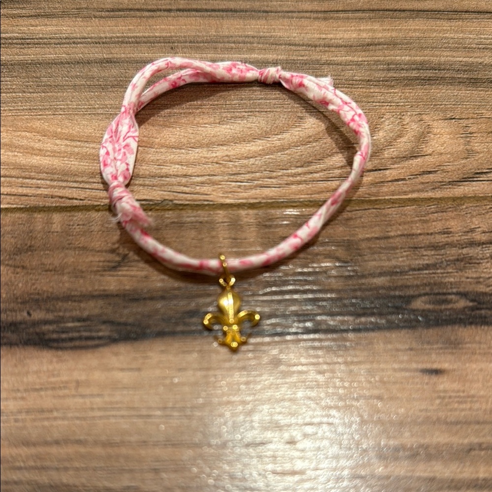 Pink Floral Bracelet with Gold Fleur-de-lis Charm